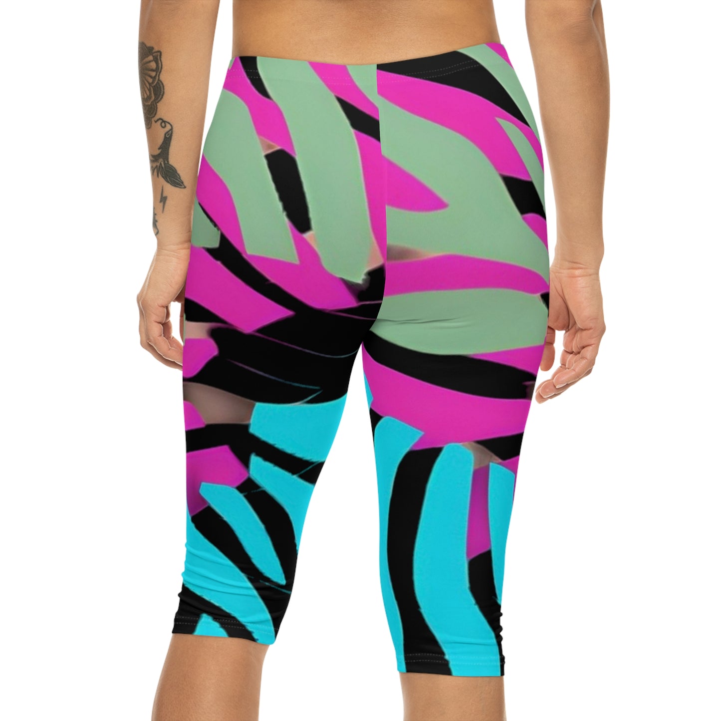 Women’s Capri Leggings (AOP)