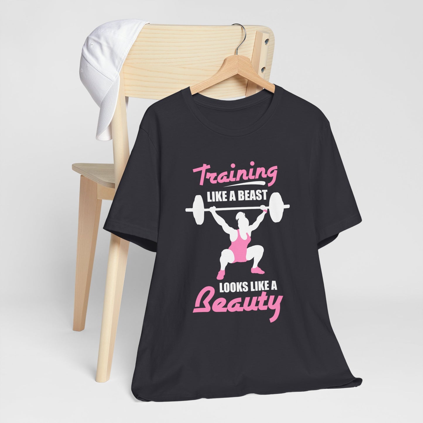 S’entraîner comme une bête ressemble à un tee-shirt unisexe de beauté
