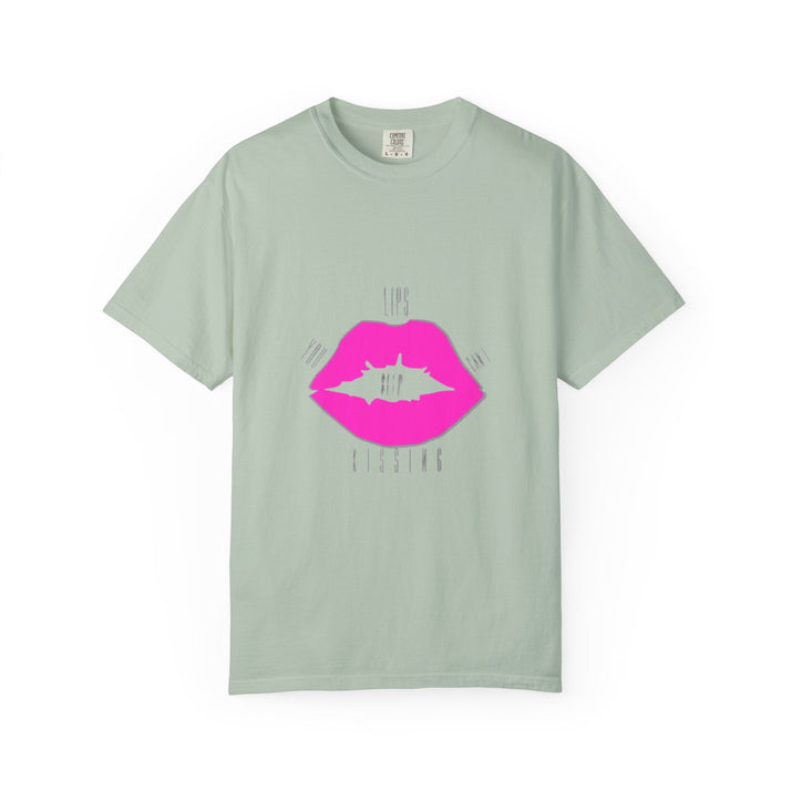 Kiss Mark Graphic Tee, Trendy Unisex T-shirt for Casual Wear, Perfect for Birthdays, Valentine’s Day, or Fun Gatherings, Statement Shirt Printify