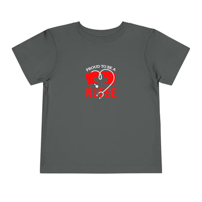 Fier d’être une infirmière T-shirt pour tout-petits 