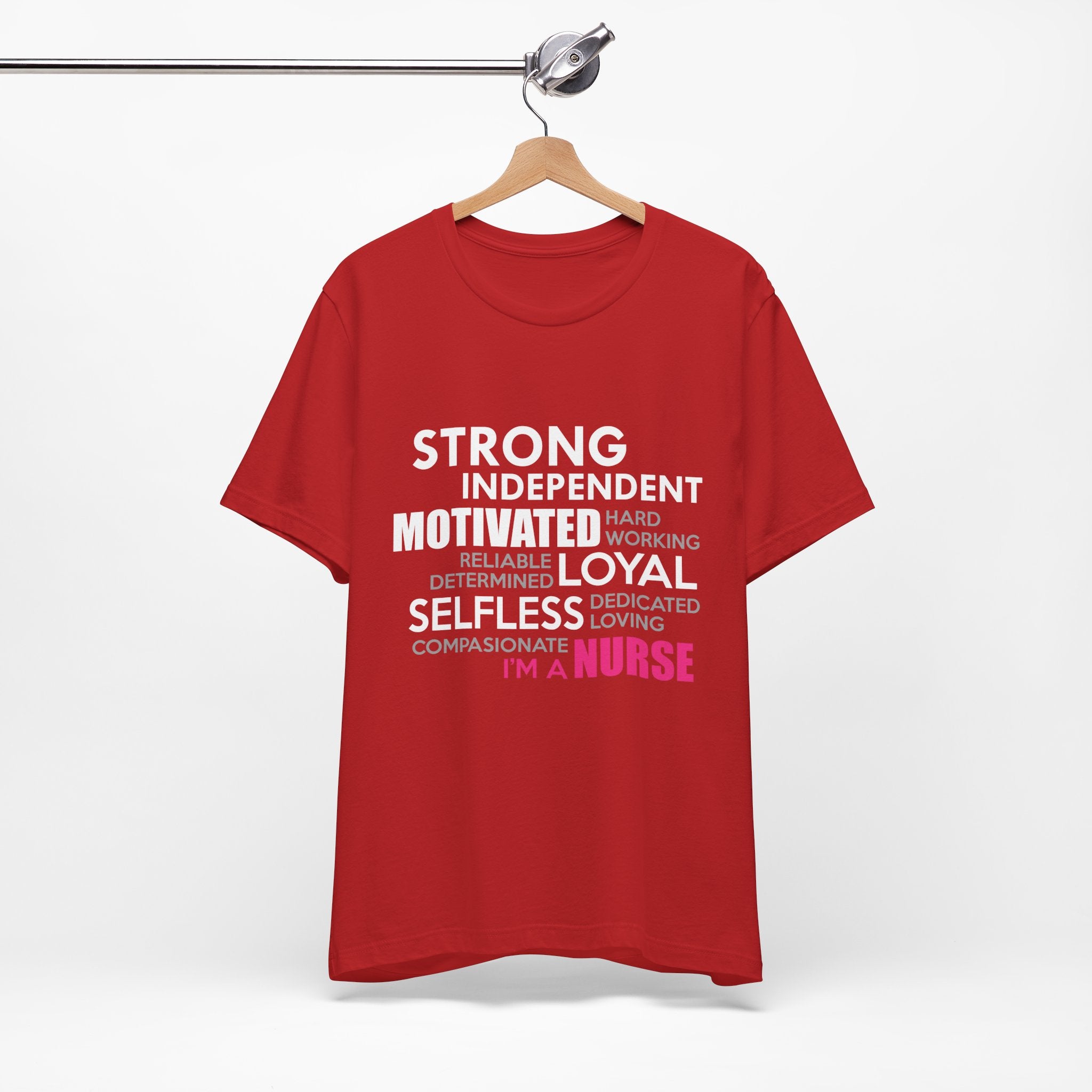 Tee-shirt unisexe fort indépendant, motivé, loyal et désintéressé 