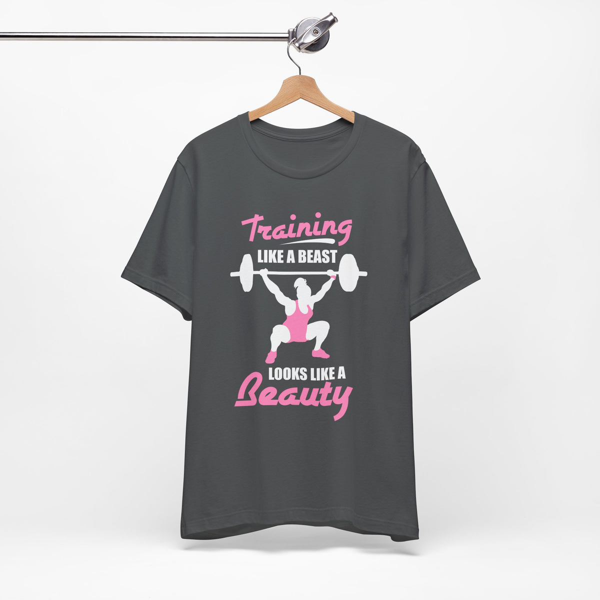 S’entraîner comme une bête ressemble à un tee-shirt unisexe de beauté 