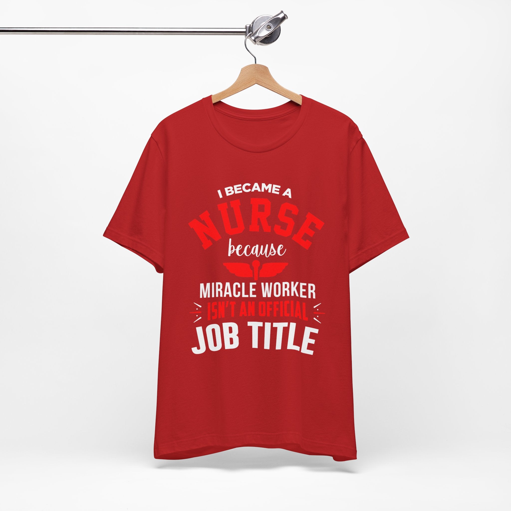 Je suis devenu un tee-shirt unisexe infirmière 