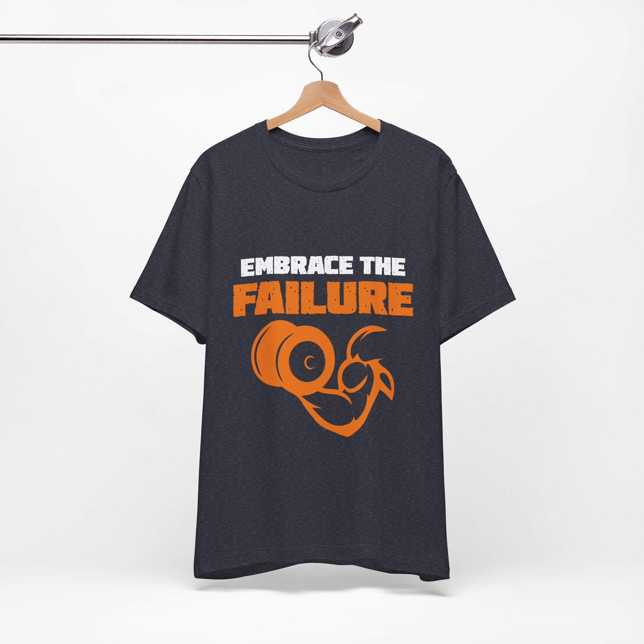 Embrassez le tee-shirt unisexe d’échec 