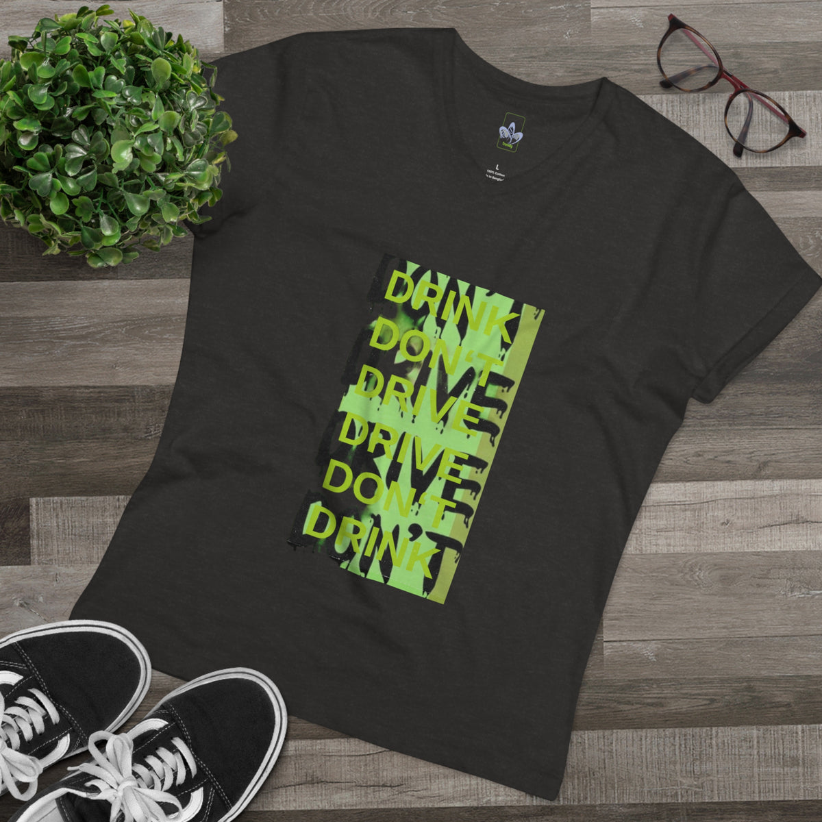 Men’s Presenter V-neck