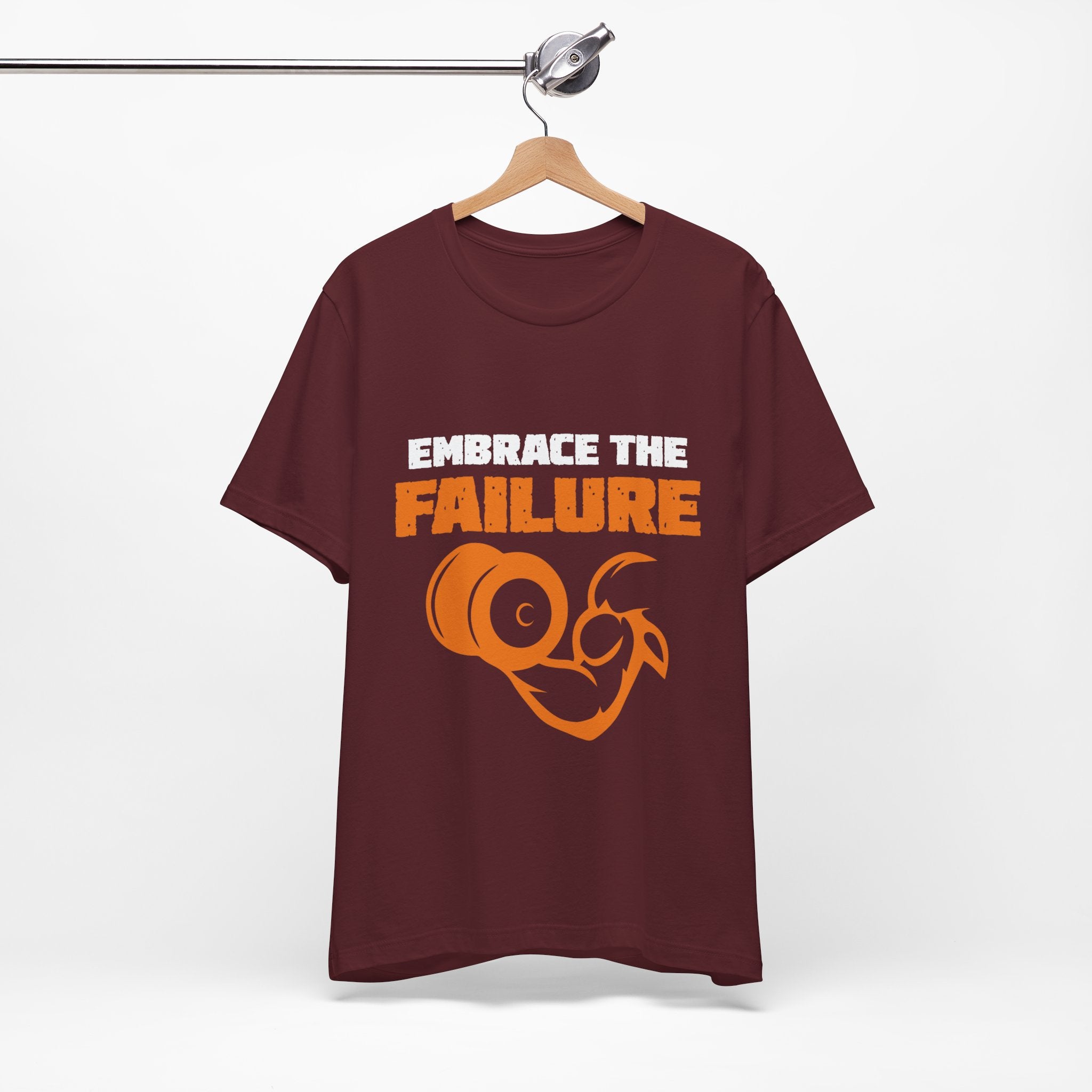 Embrassez le tee-shirt unisexe d’échec 