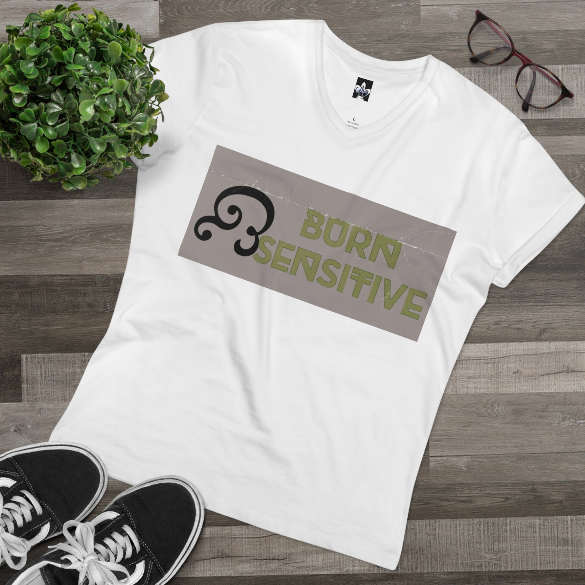 Men’s Presenter V-neck