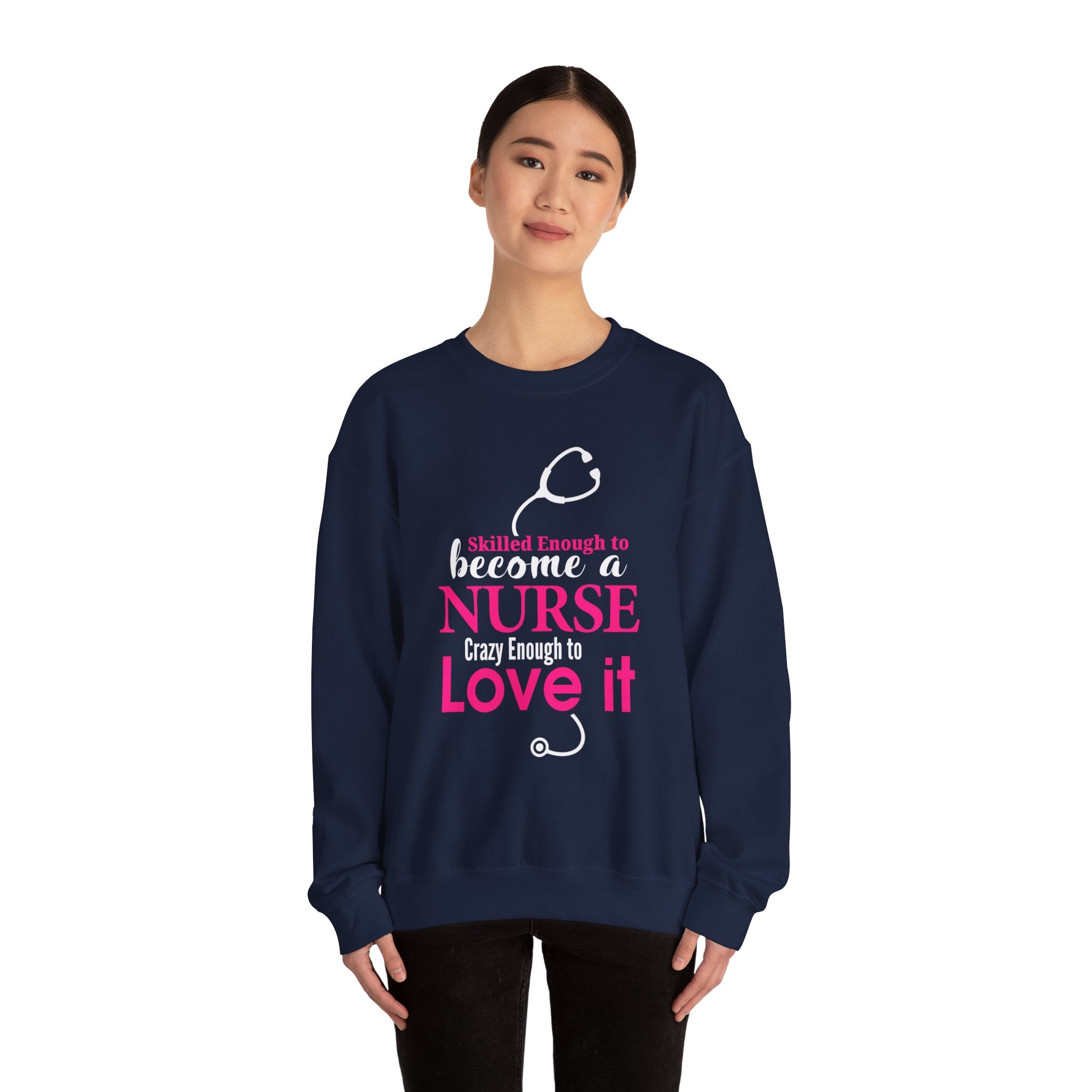 Assez qualifié pour devenir infirmière Sweat-shirt unisexe 