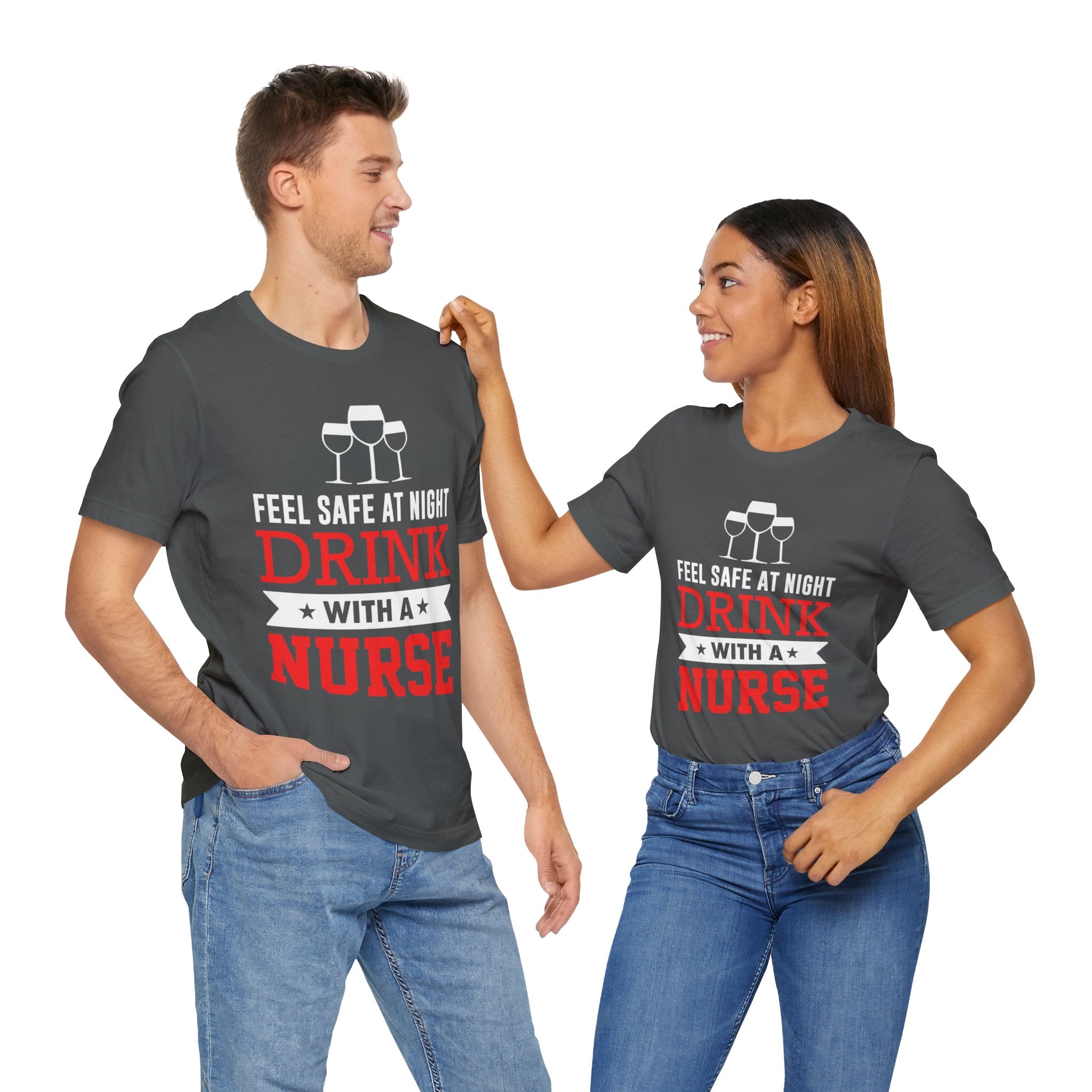 Sentez-vous en sécurité la nuit, buvez un tee-shirt unisexe 