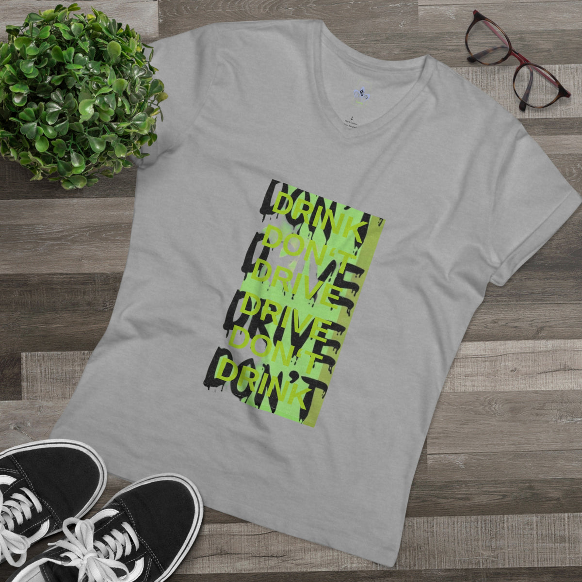 Men’s Presenter V-neck