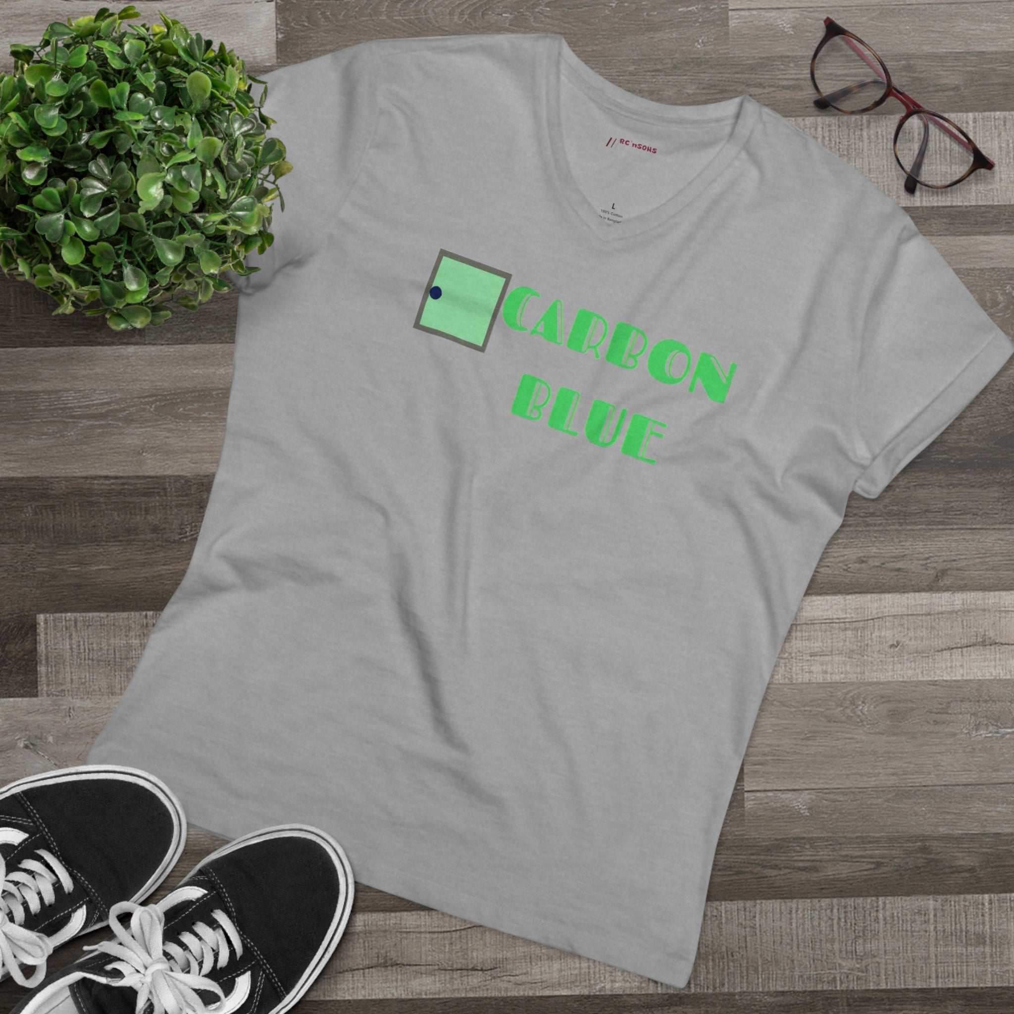 Men’s Presenter V-neck