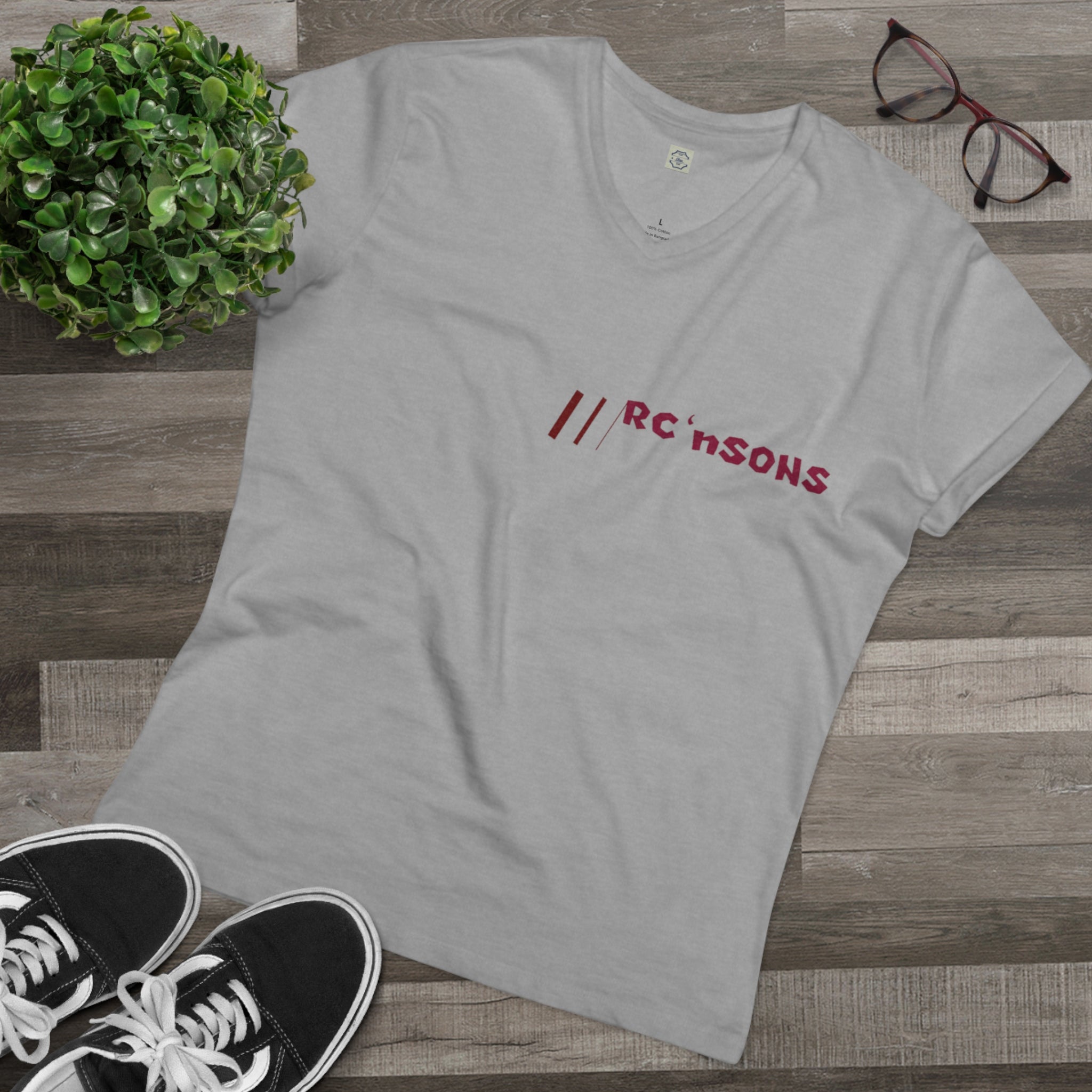 Men’s Presenter V-neck
