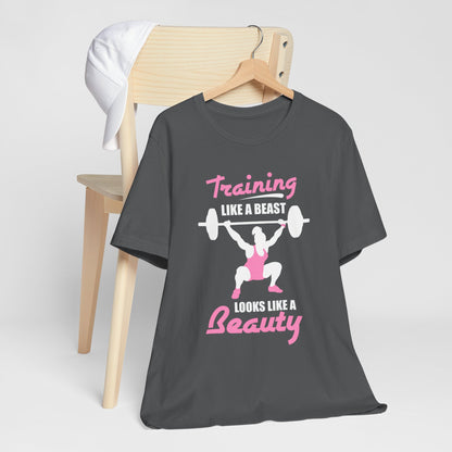 S’entraîner comme une bête ressemble à un tee-shirt unisexe de beauté 