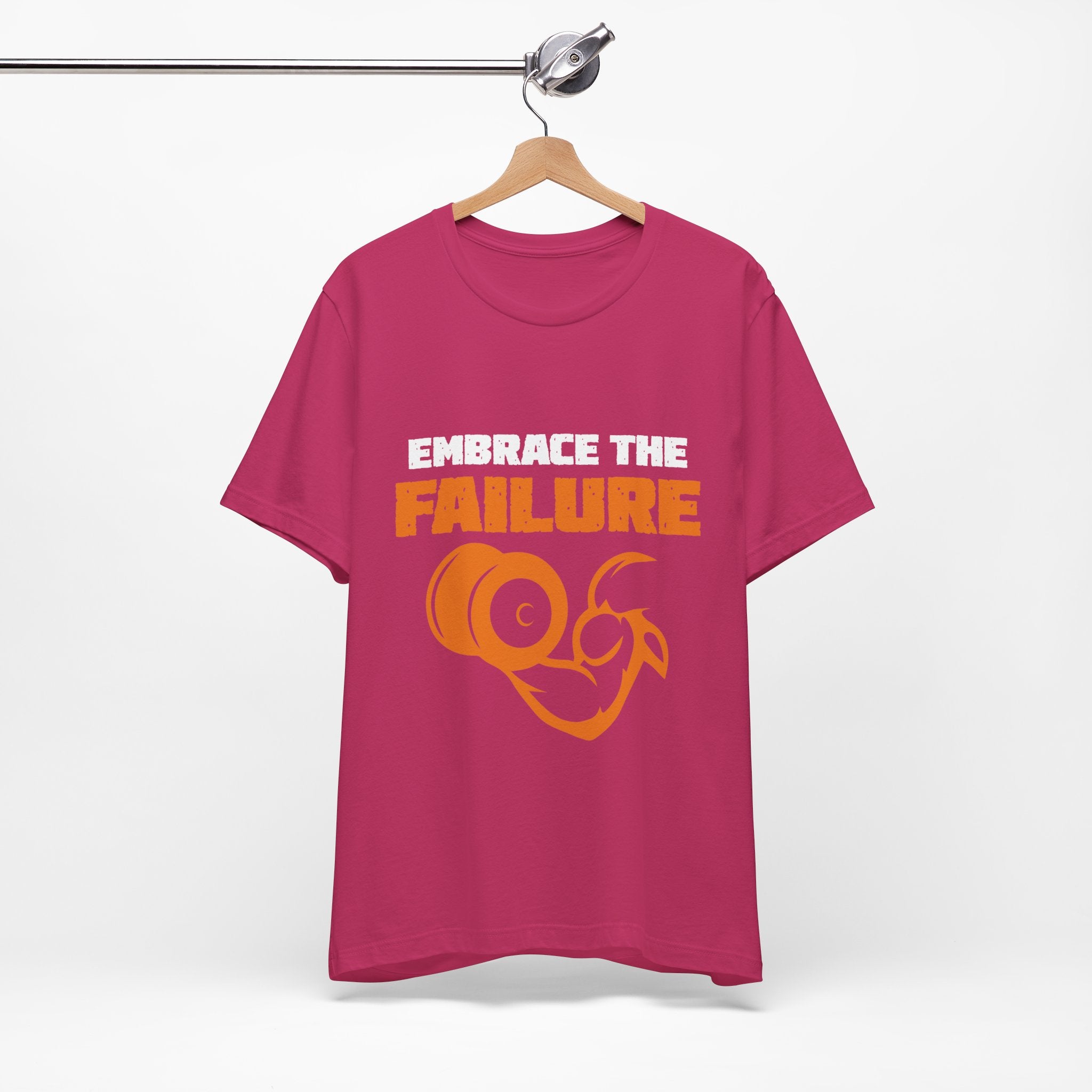 Embrassez le tee-shirt unisexe d’échec 