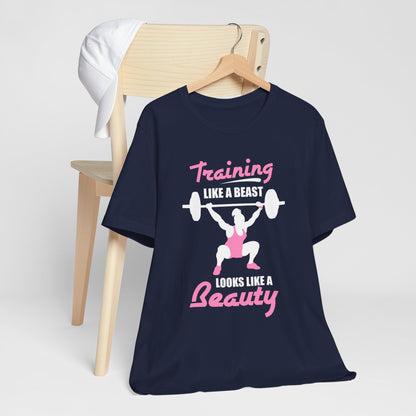 S’entraîner comme une bête ressemble à un tee-shirt unisexe de beauté 