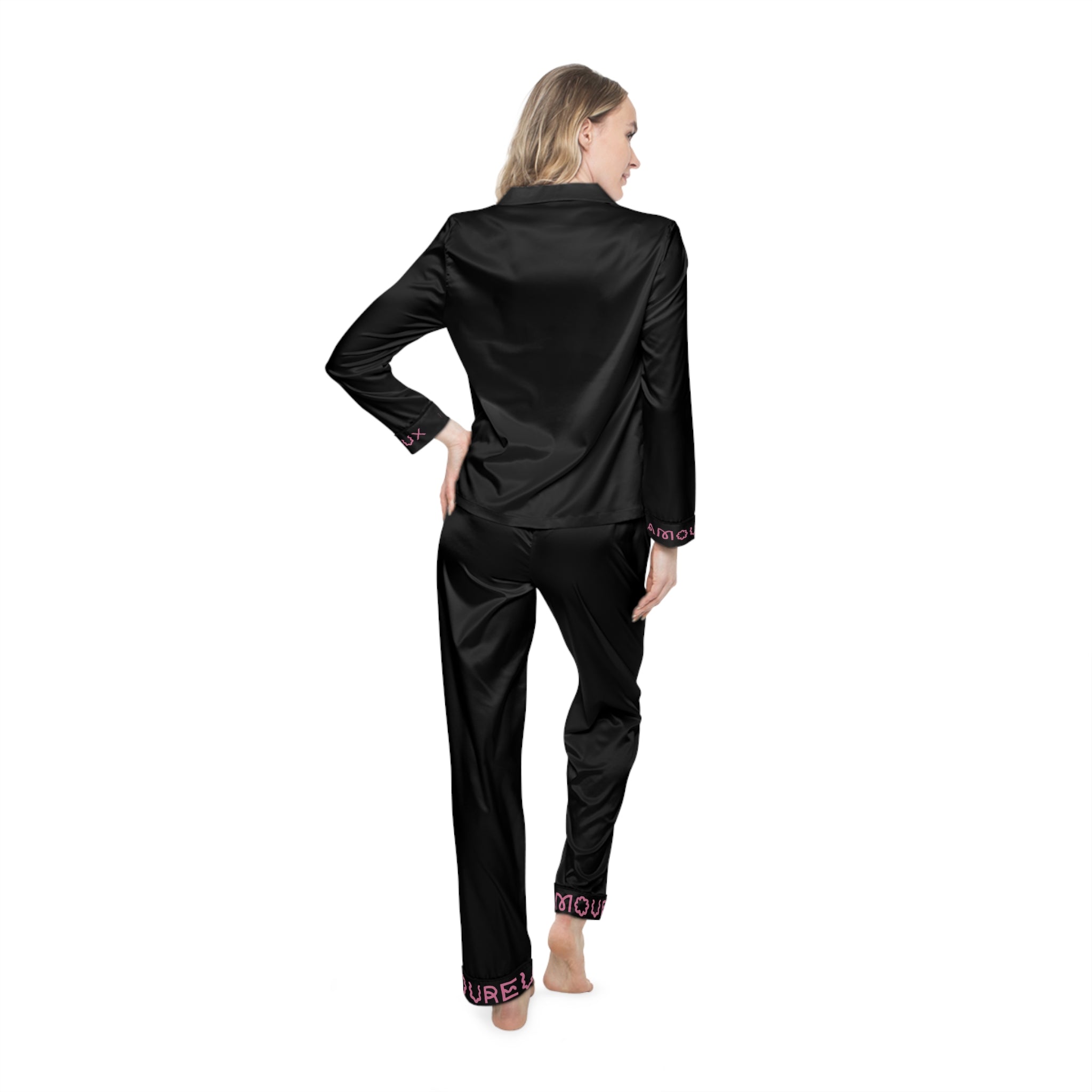 Amourös Satin Pajamas Set