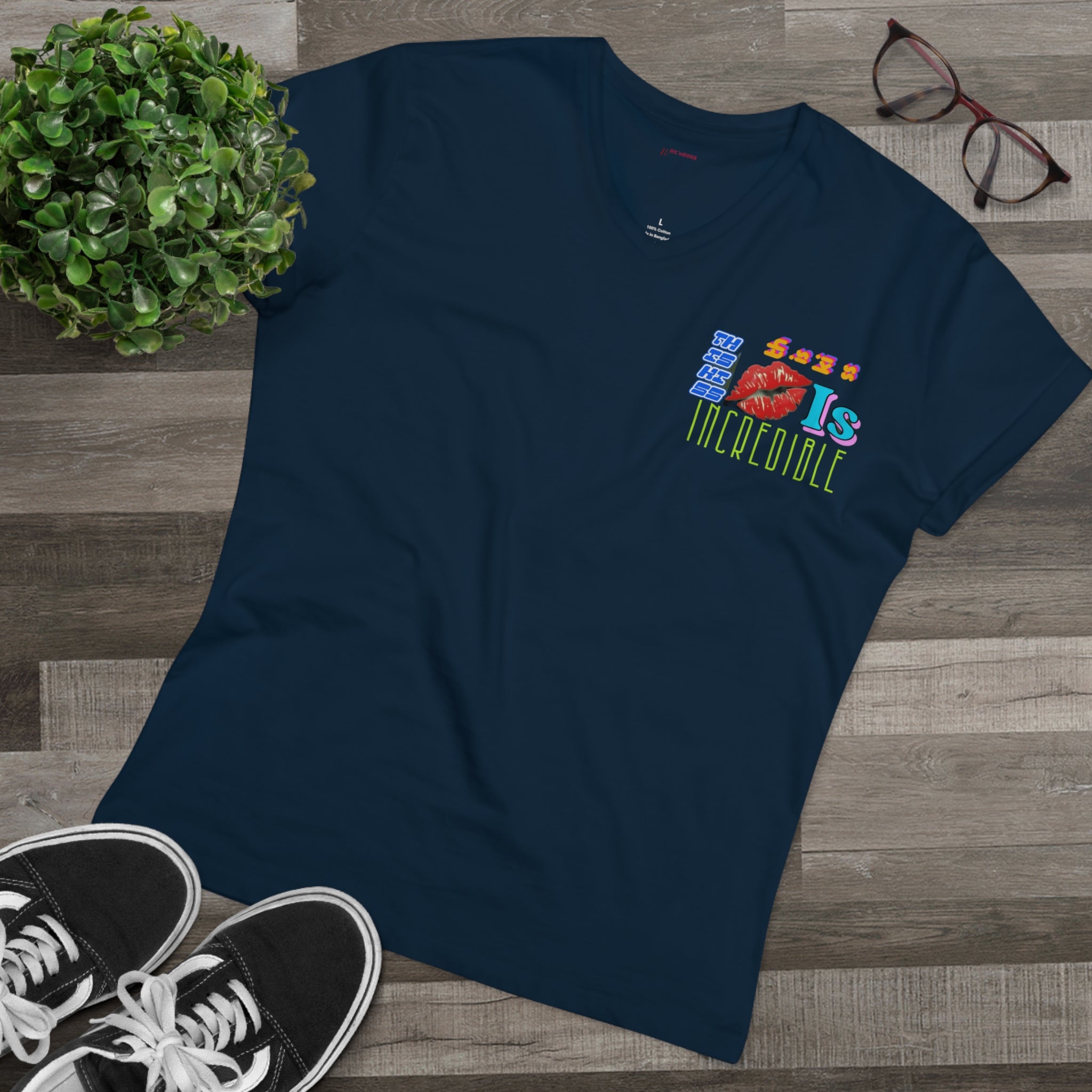 Men’s Presenter V-neck