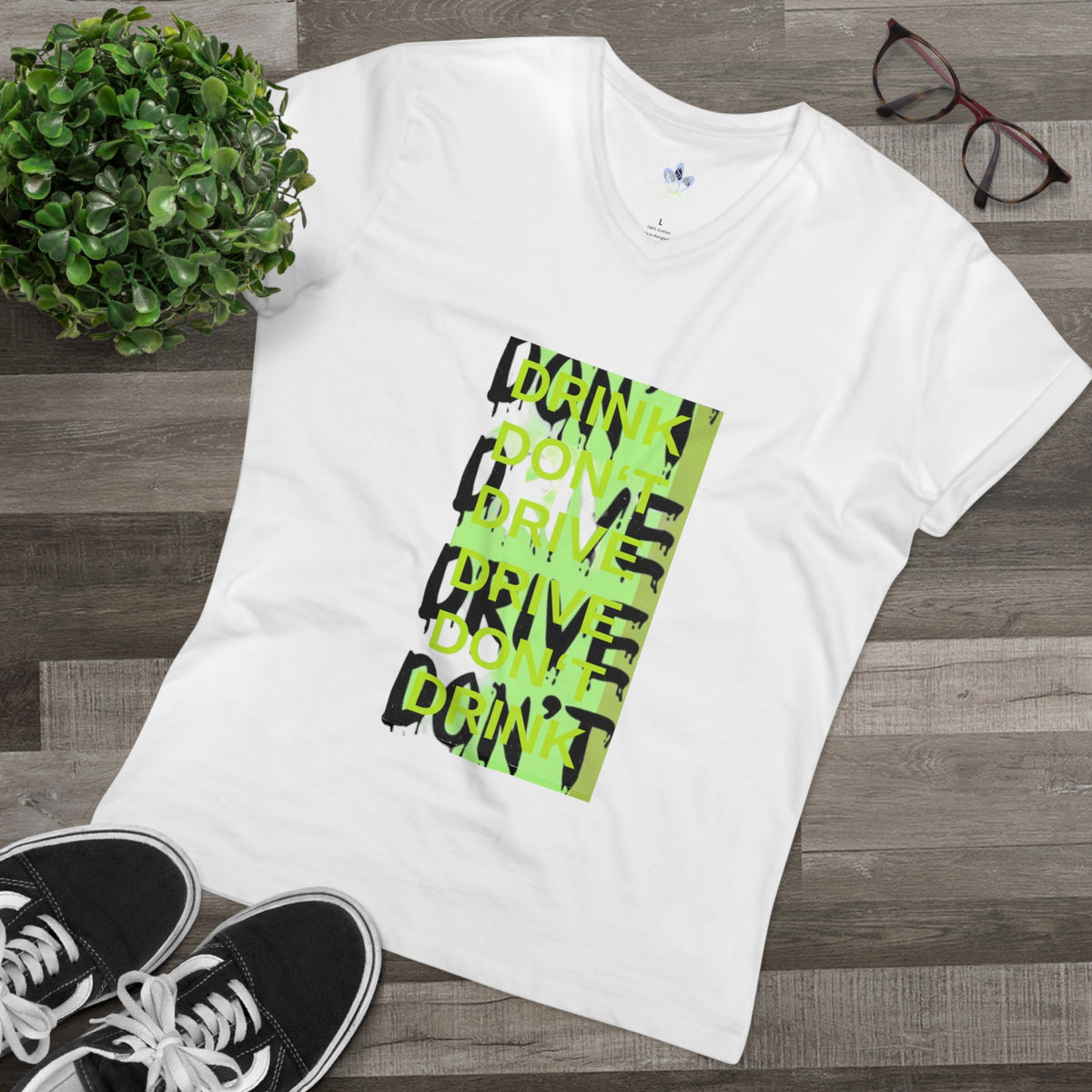 Men’s Presenter V-neck