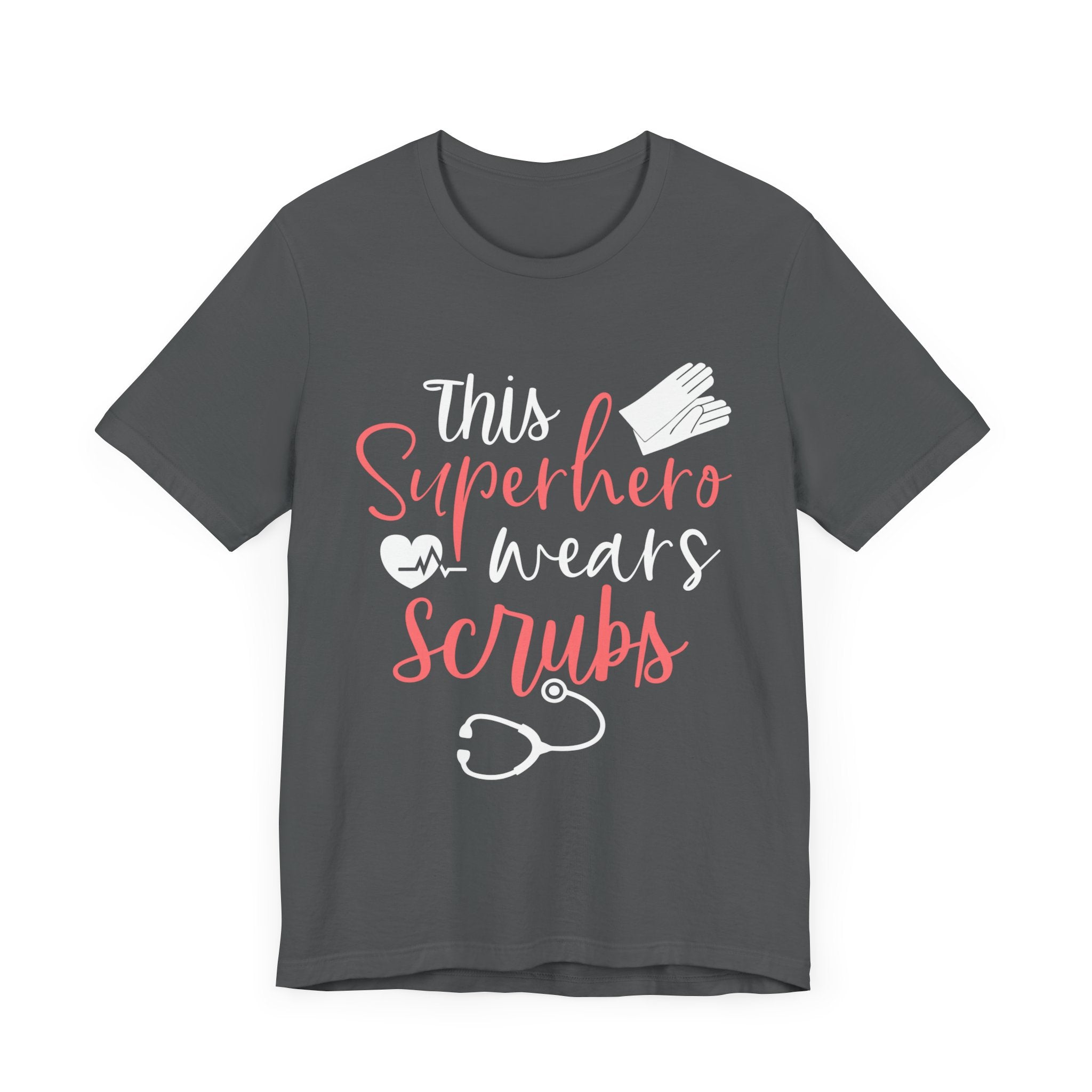 Ce super-héros porte un tee-shirt unisexe Scrubs 