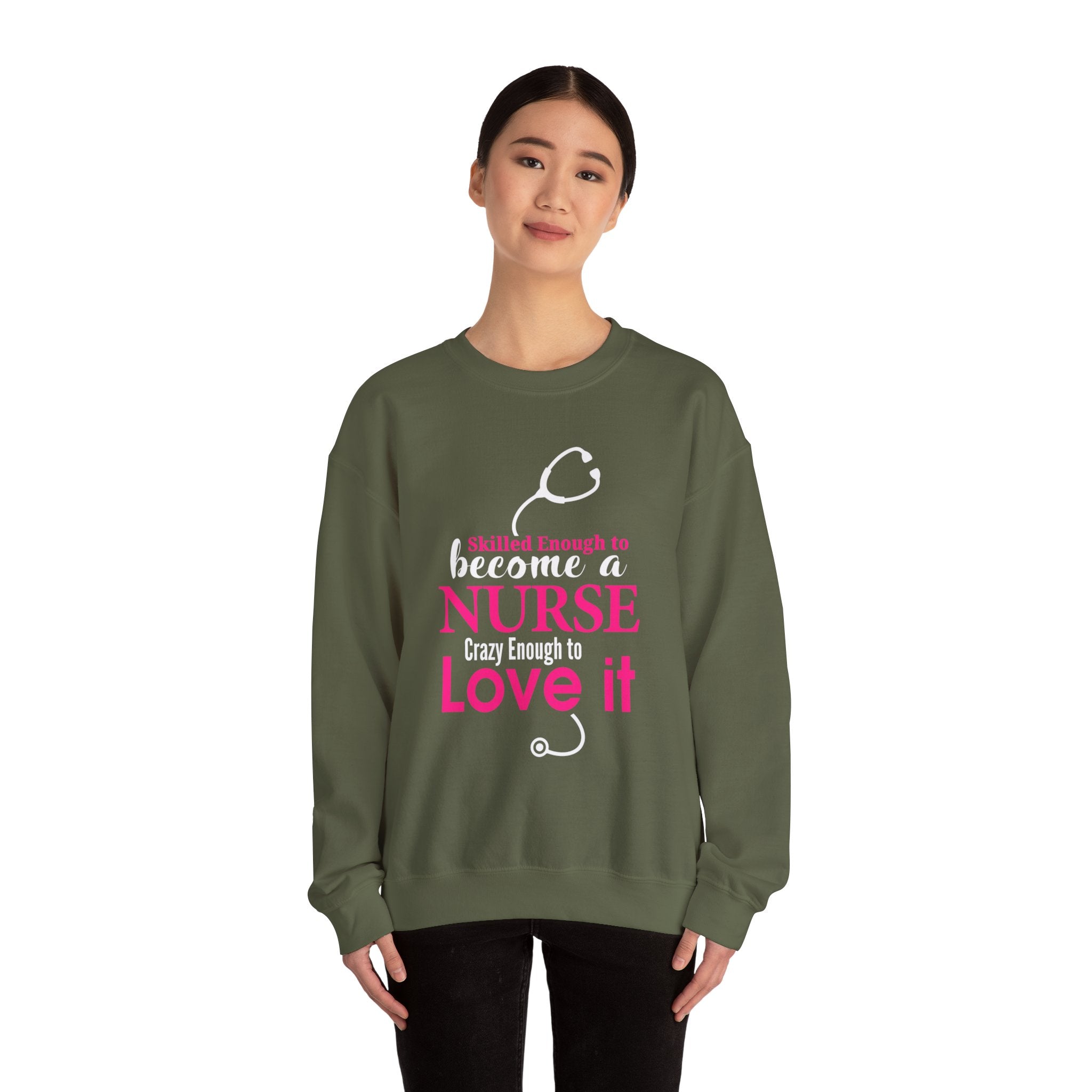 Assez qualifié pour devenir infirmière Sweat-shirt unisexe 