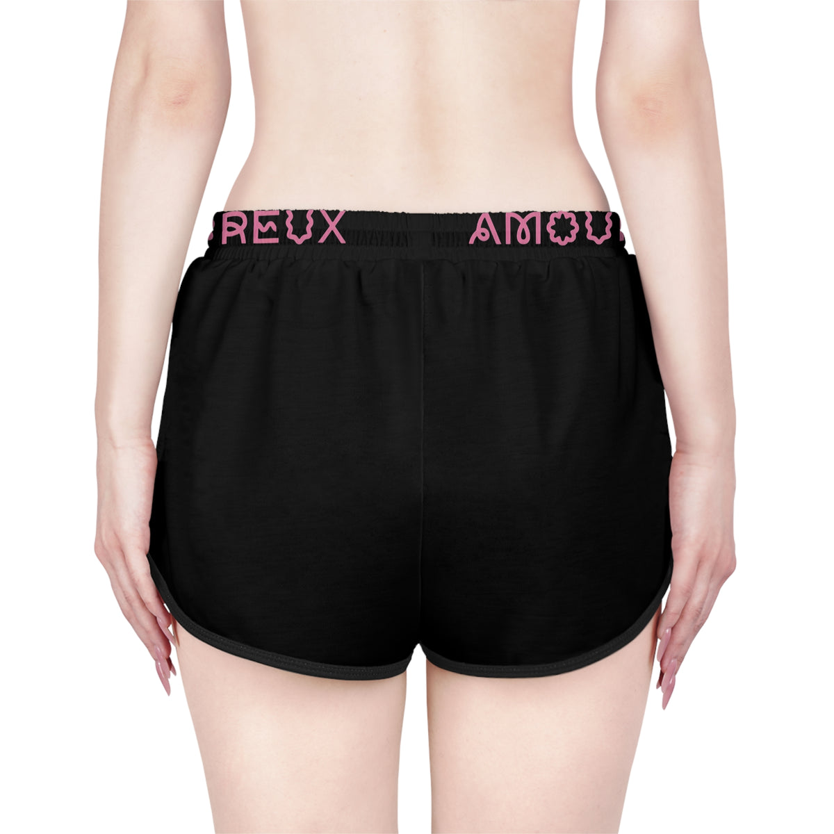 Amourös Relaxed Shorts