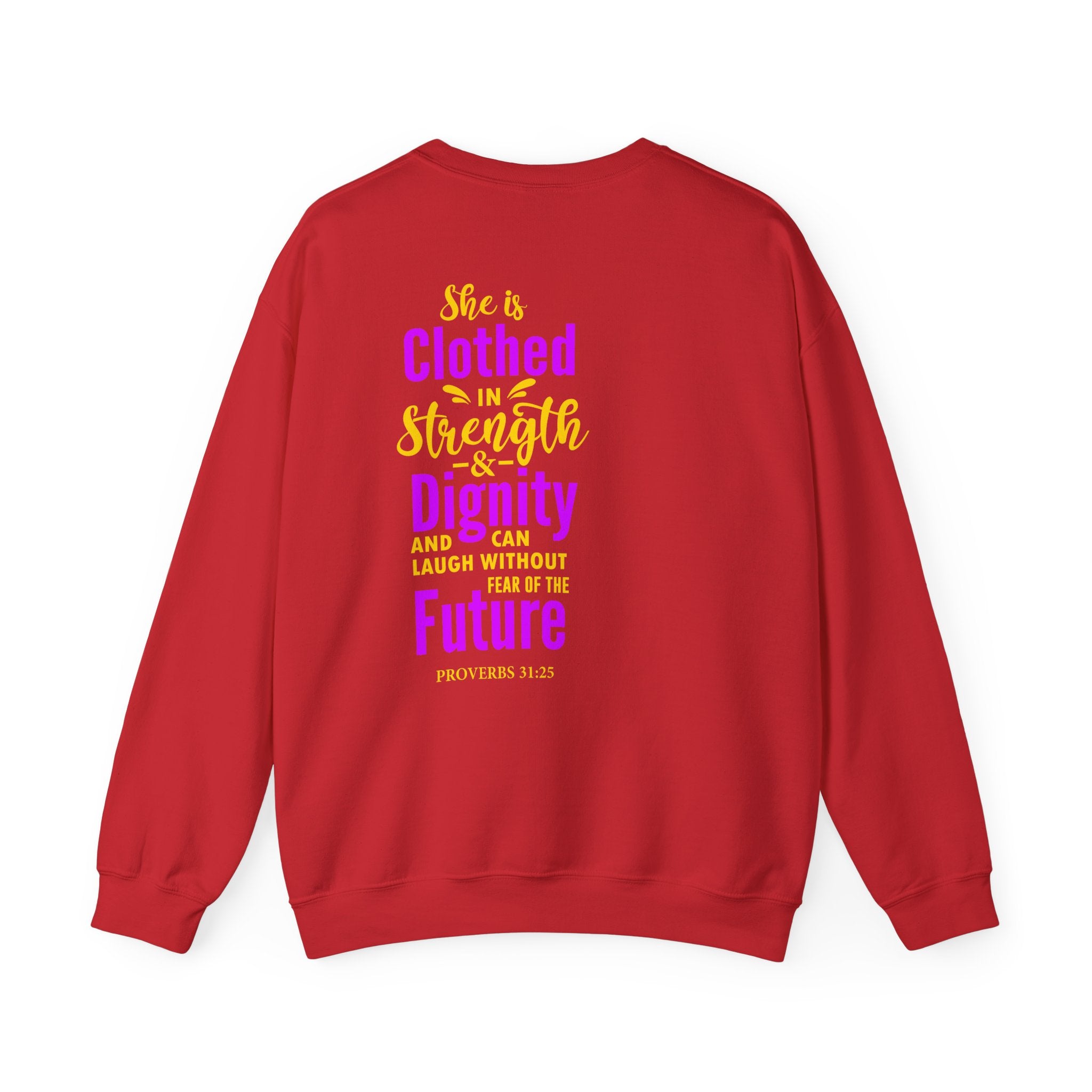Elle est vêtue de sweat-shirt unisexe de force 