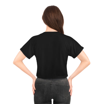 Cropped Tee - Stylish and Trendy Women's Fashion