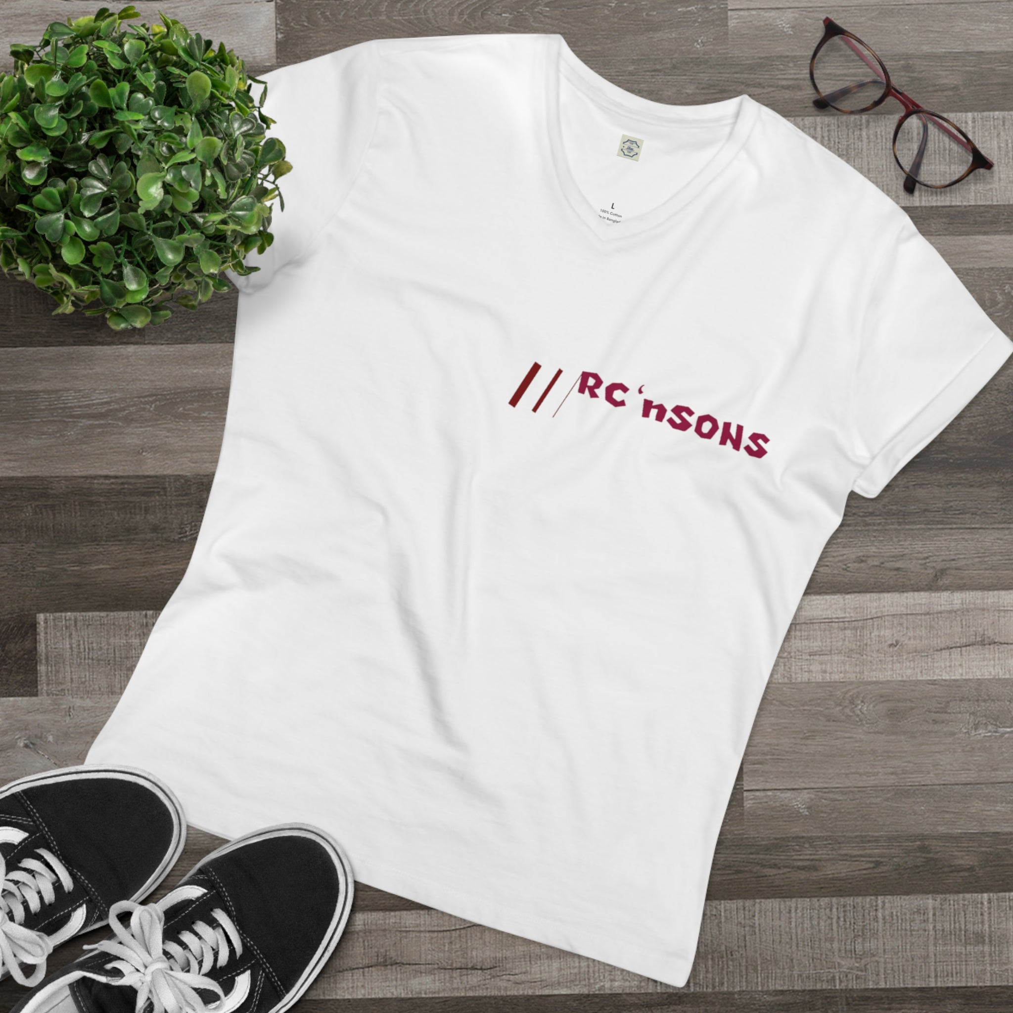 Men’s Presenter V-neck