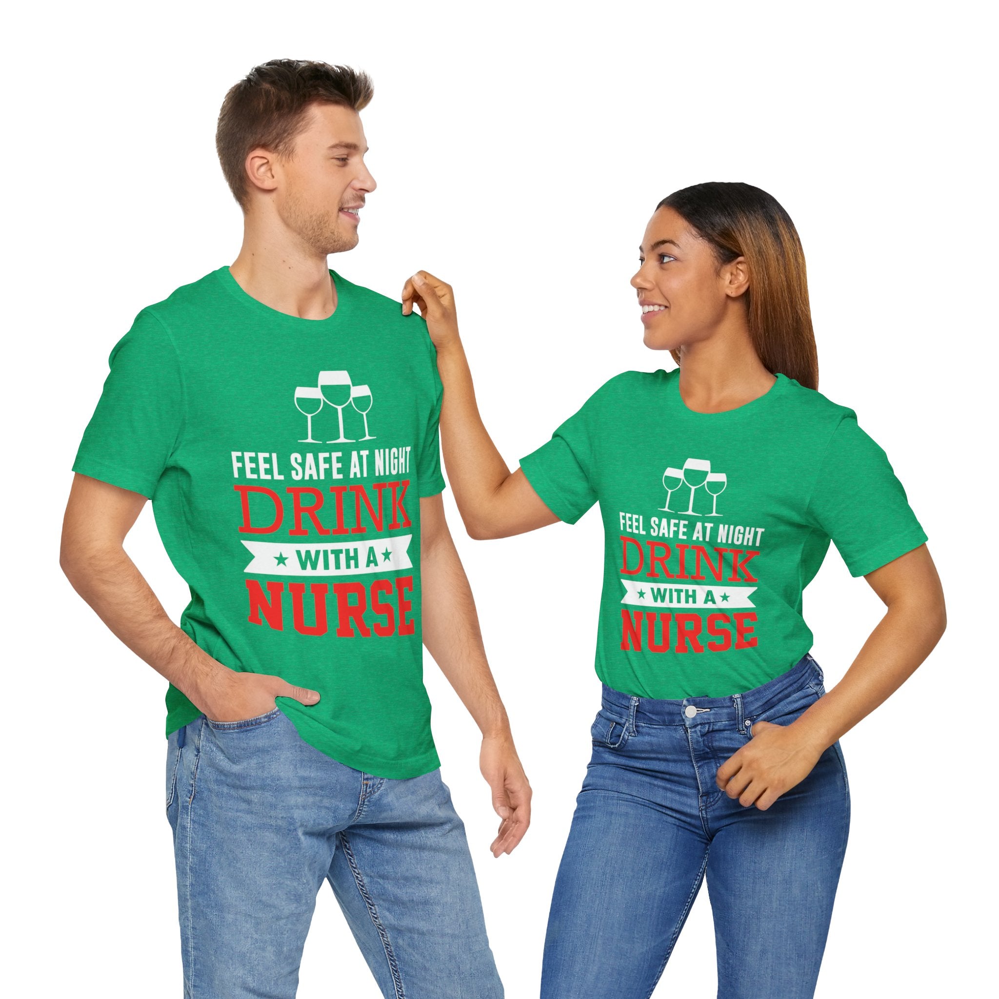 Sentez-vous en sécurité la nuit, buvez un tee-shirt unisexe 