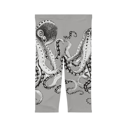 Women’s Capri Leggings (AOP)