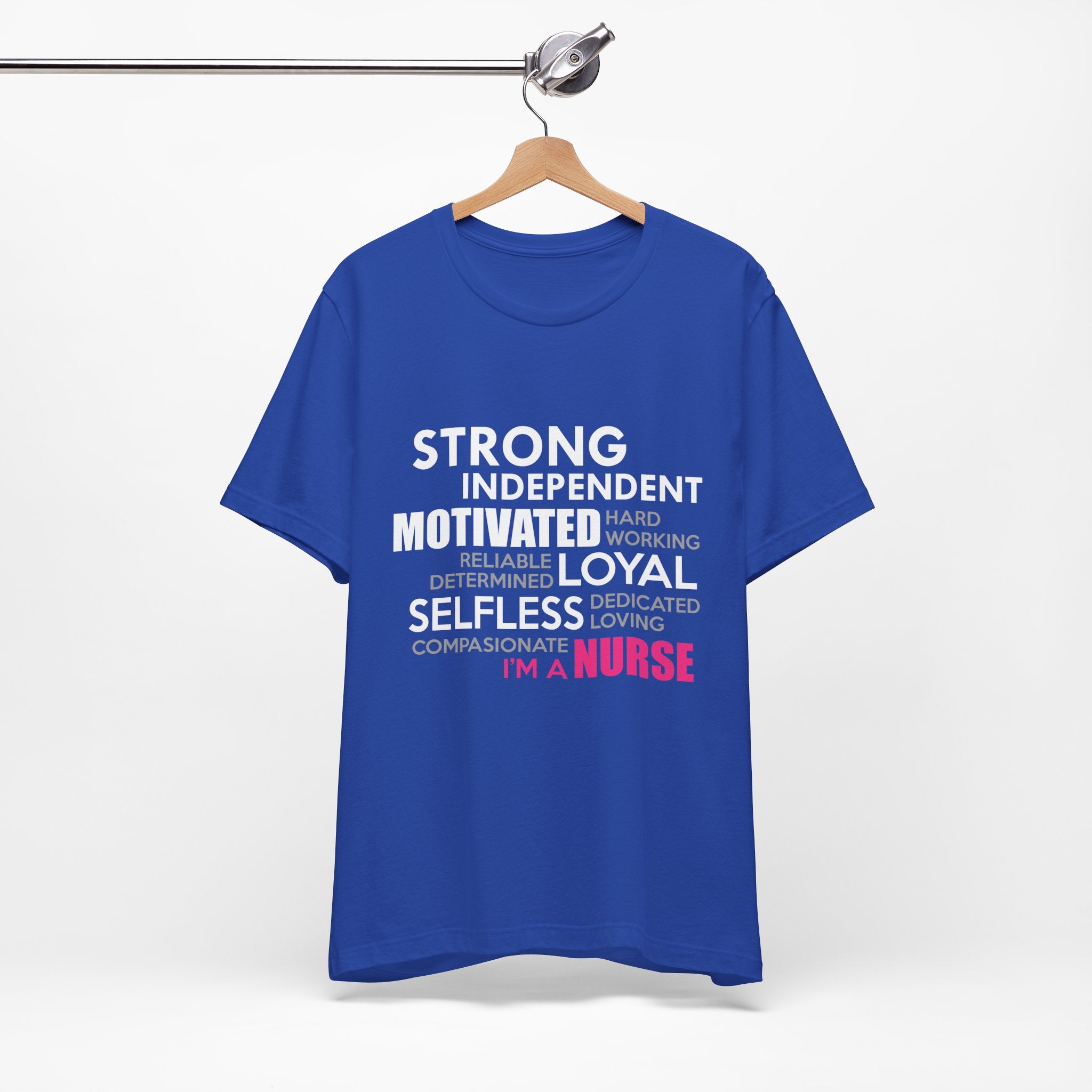 Tee-shirt unisexe fort indépendant, motivé, loyal et désintéressé 