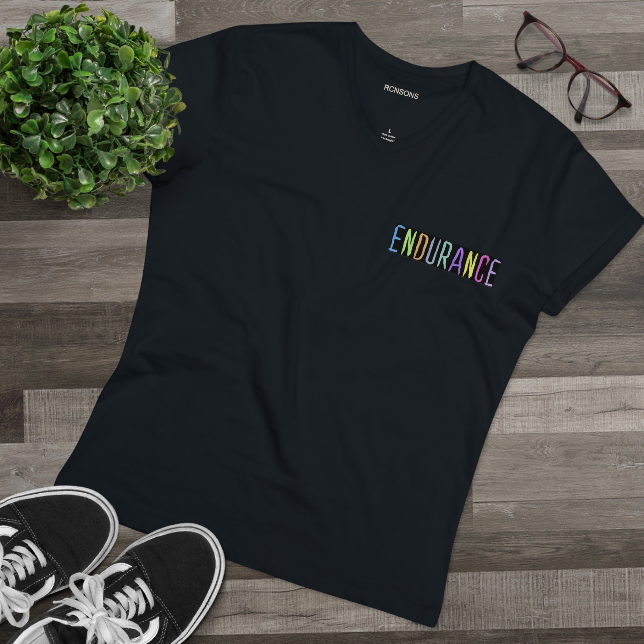 RCNSONS Men’s Presenter V-neck