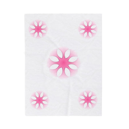 Cozy Floral Velveteen Plush Blanket for Comfort and Style