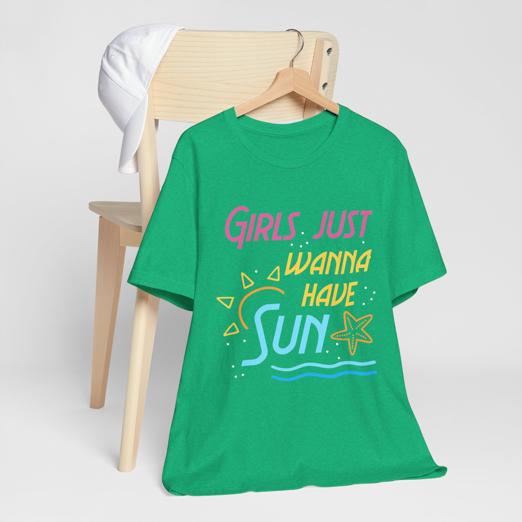 Les filles veulent juste avoir le tee-shirt unisexe Sun 