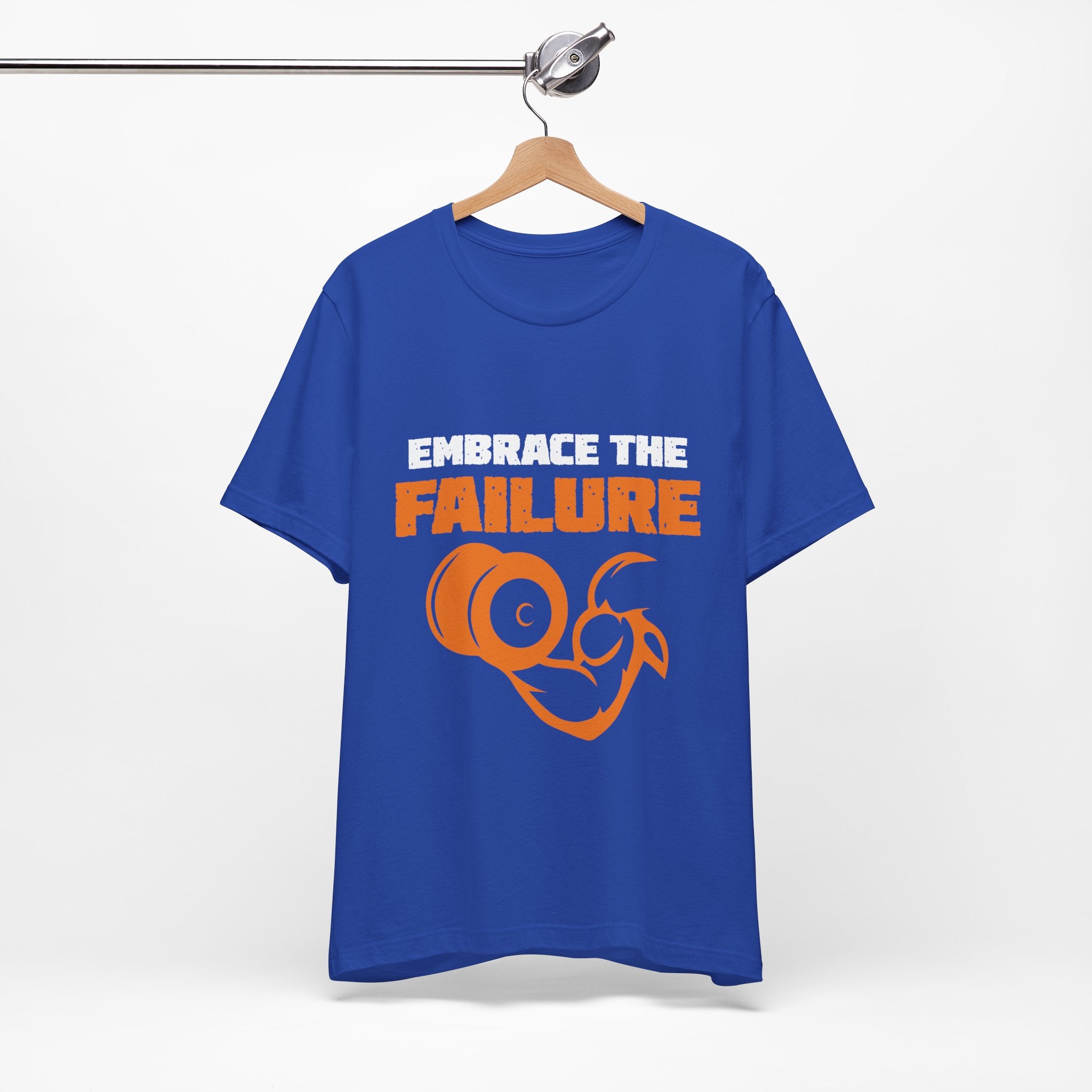 Embrassez le tee-shirt unisexe d’échec 