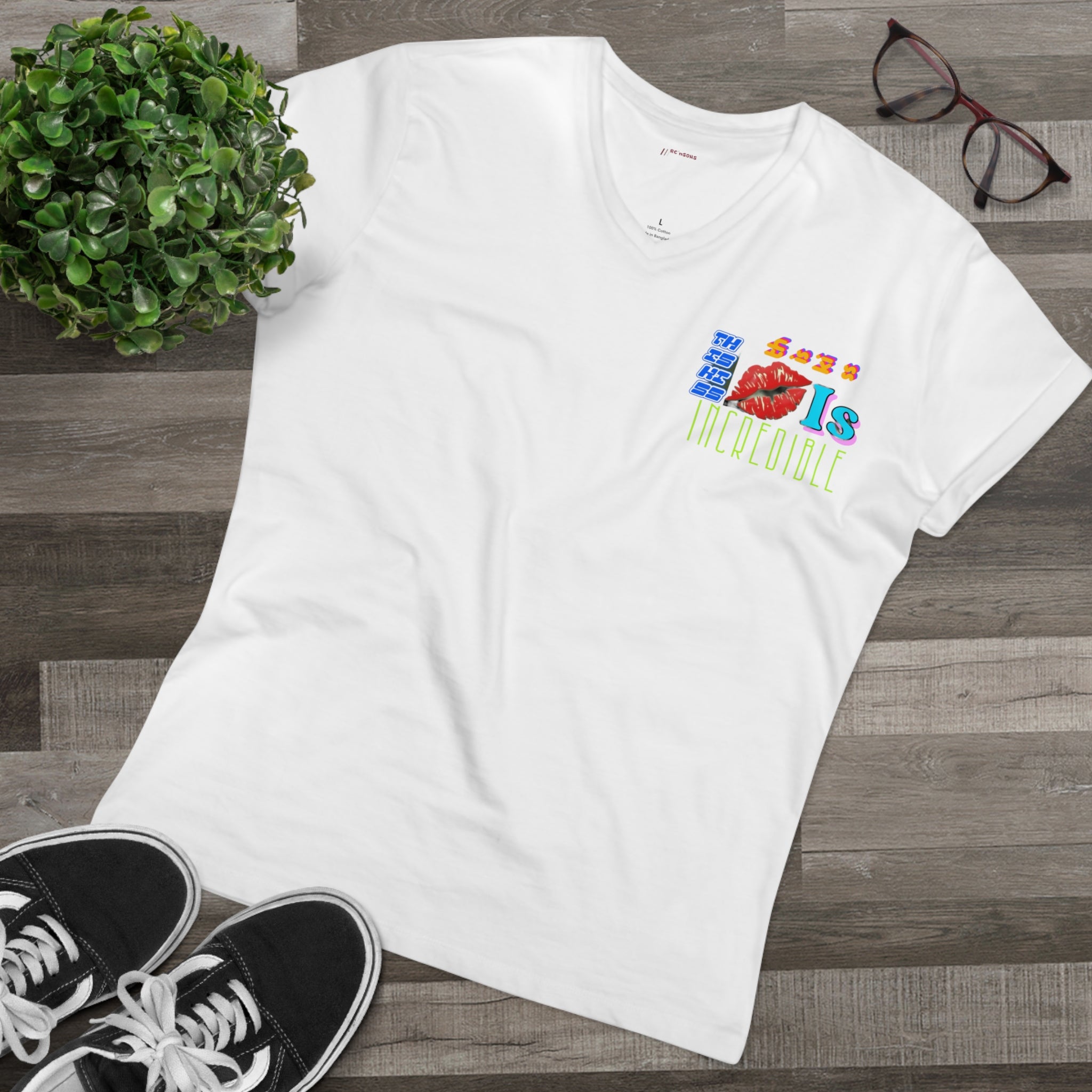 Men’s Presenter V-neck