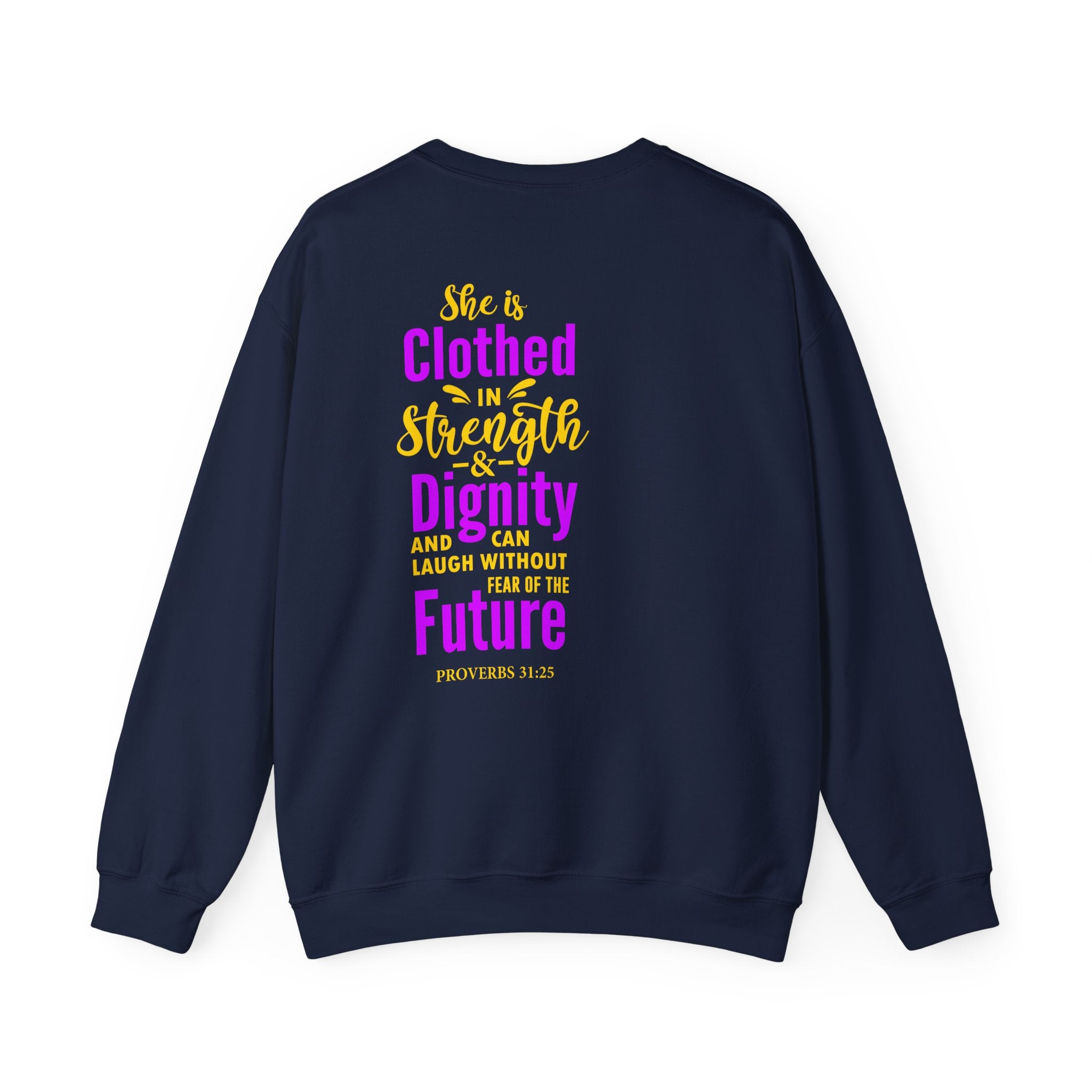 Elle est vêtue de sweat-shirt unisexe de force 